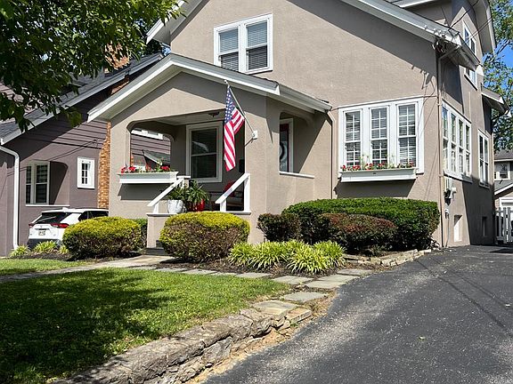 3rd image of 3644 Brentwood Ave