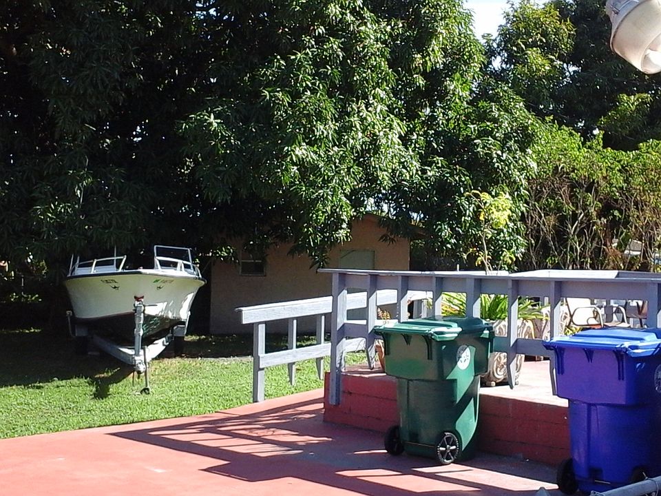 2nd image of 1031 NW 39th Ct