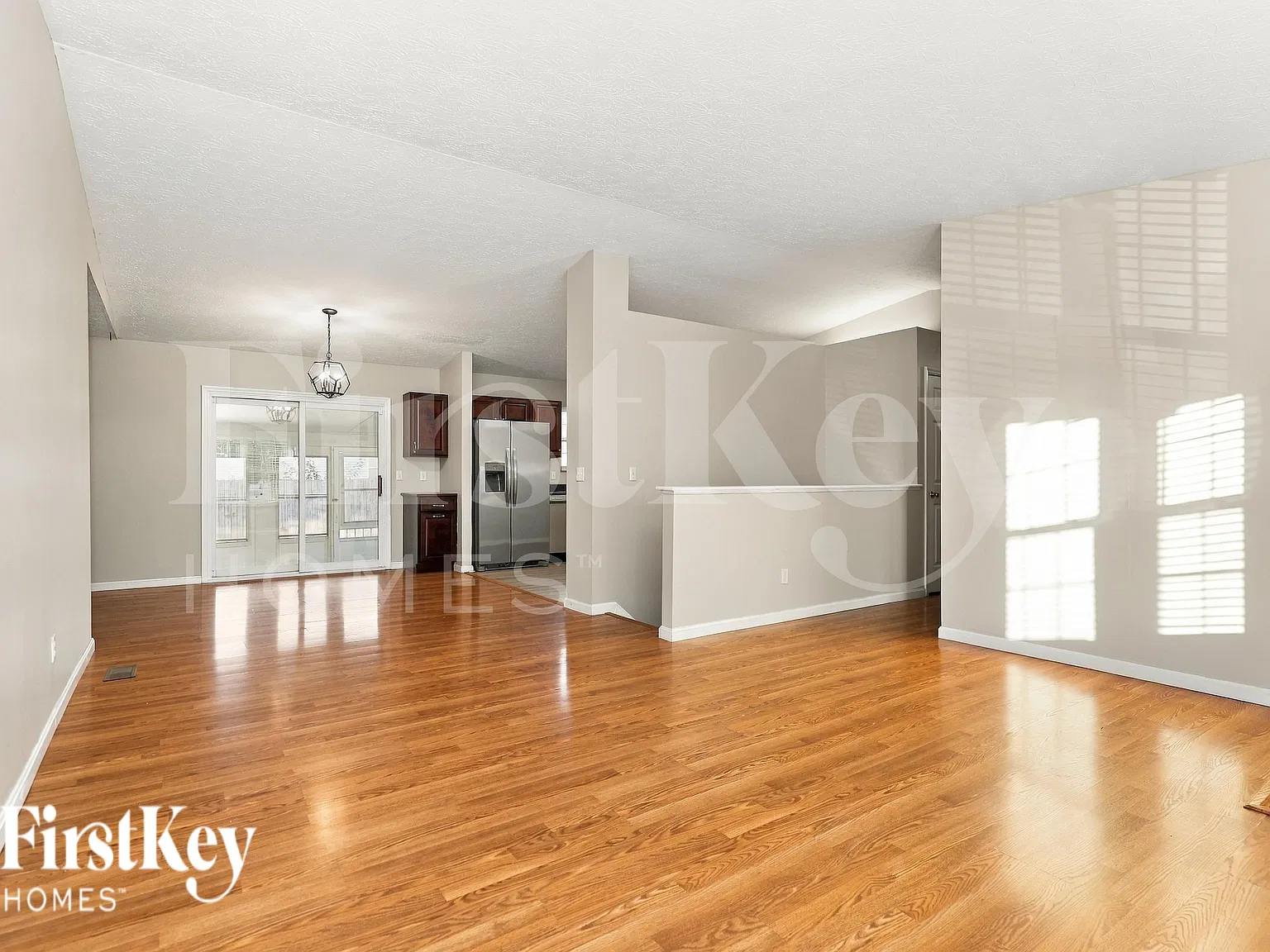 3 bed, 3.0 bath, 1534 sqft, $2,125 — Photo 4