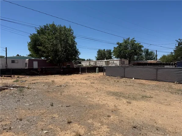 3226 E Leroy Ave, Kingman, AZ 86409