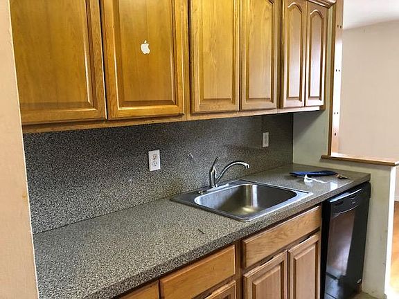 4th image of 30 Bay 29th St APT 2H