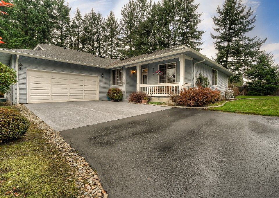 1st image of 5007 207th Ct E