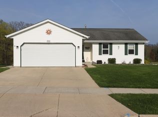 1515 Meridian Ave, West Bend, WI 53095