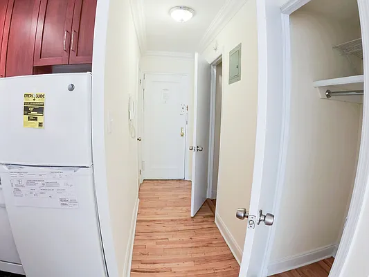 Rented by Urban Real Estate Inc | media 8