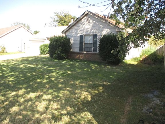 4th image of 2180 Longlane Dr
