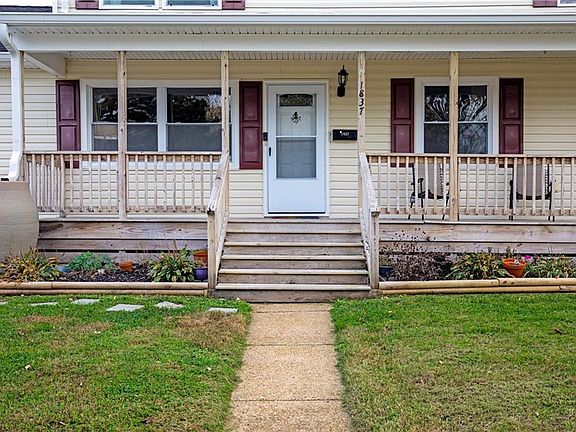 4th image of 1837 N Lakeland Drive