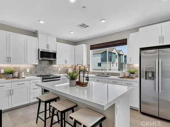 500 Park Dr #159, Carson, CA 90745
