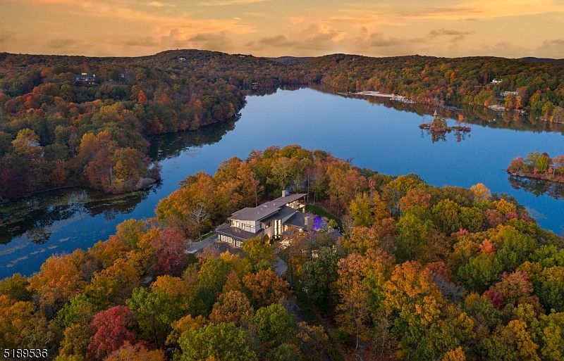 829 W Shore Dr, Kinnelon, NJ 07405 MLS 3833094 Zillow