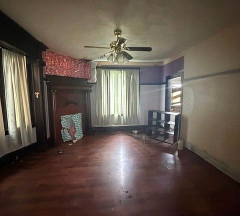 5th image of 308 Suncrest St