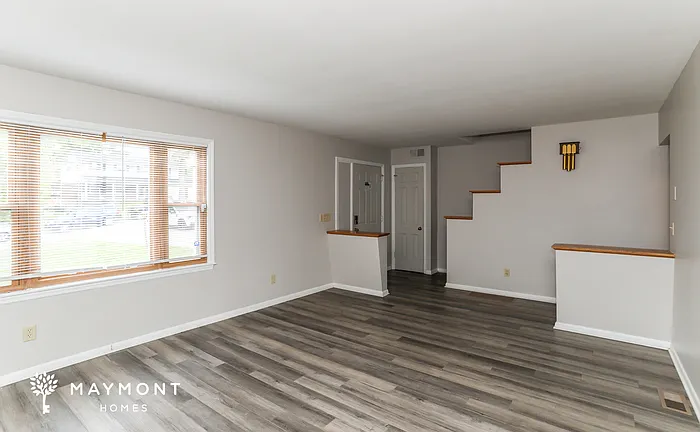 2480 Sylmar Ct — Photo 5