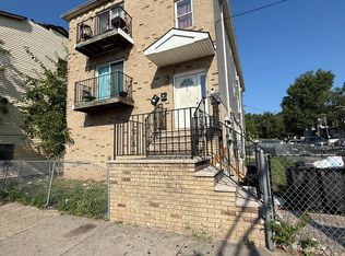 961 Bergen St #1L, Newark, NJ 07112