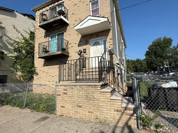 961 Bergen St #1L, Newark, NJ 07112