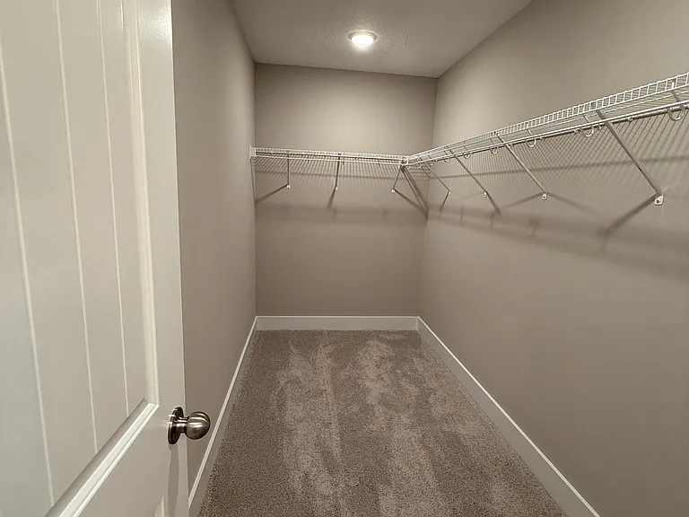 2727 Farmhouse Dr — Photo 12