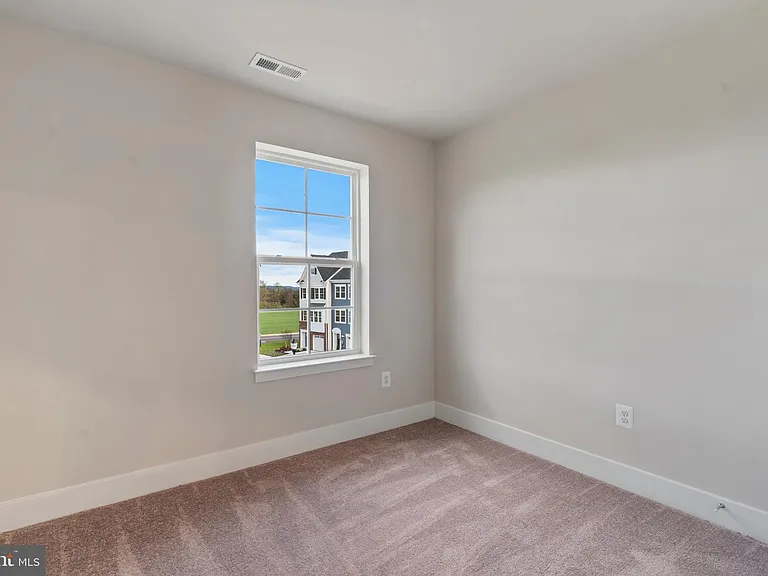 1421 Clingmans Dome Dr — Photo 28