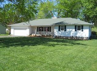 301 & 303 Pine Grove Rd, Willow Springs, MO 65793
