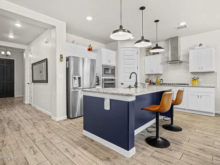 12863 Ivelet Ct — Photo 15