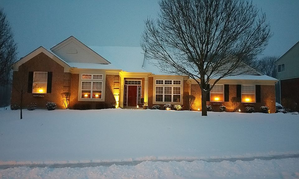 1st image of 3876 Bear Ln