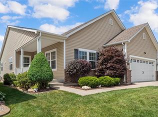 1605 Crimson Hills Dr, Saint Peters, MO 63376