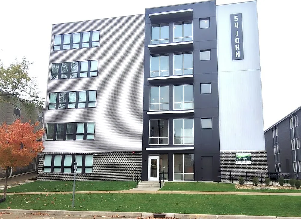 104 E John St - 101 — Photo 1