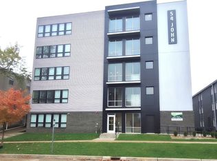 104 E John St, Champaign, IL 61820