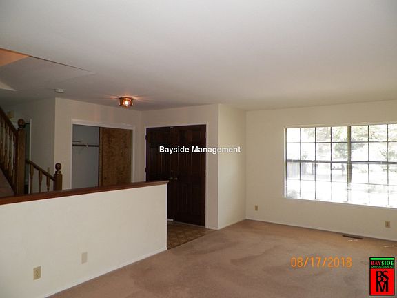 3rd image of 52 Santa Ynez Cir