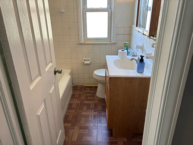 4 bed, 1.5 bath, 1204 sqft, $1,150 — Photo 3