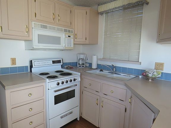 4th image of 5707 E 32nd St Lot 939