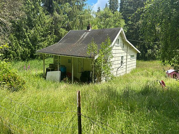 2nd image of 230 Ward Creek Rd