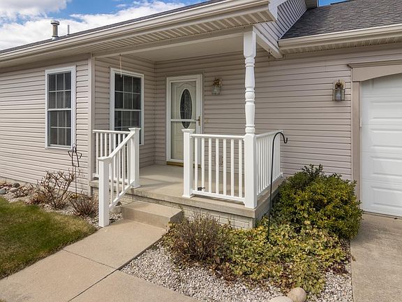 2nd image of 2164 Seaview Dr