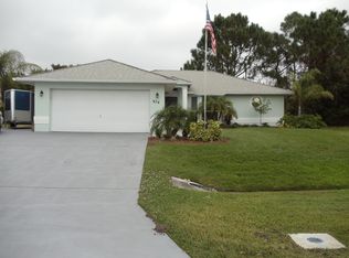 874 Wentworth St, Sebastian, FL 32958