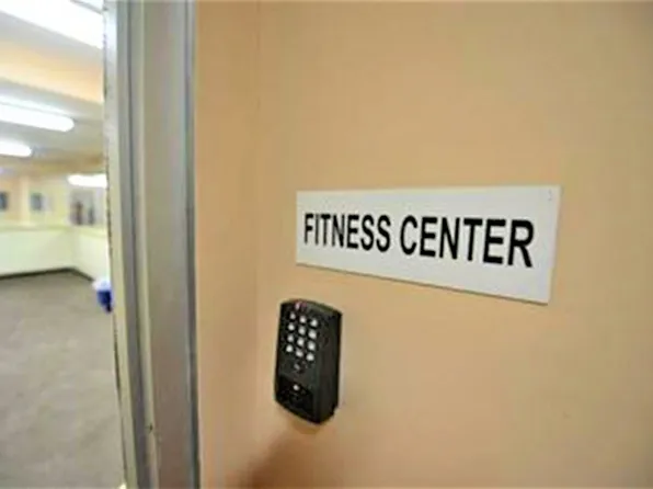 63-14 Queens Boulevard image 6 of 23