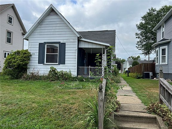 2nd image of 226 W Maryland Ave