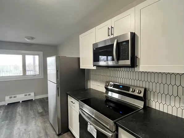 22 High St #7, Halifax, NS B2W 1C7