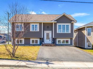 16 Comerfords Road, Conception Bay South, NL A1X4B3