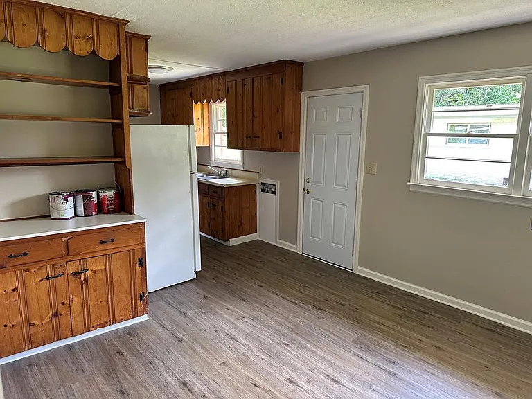 1018 Cherokee St — Photo 7