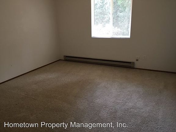 5th image of 8911 Skokomish Way NE