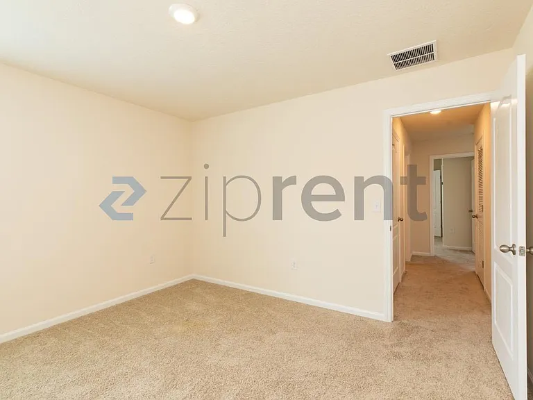 86135 Railway Pl — Photo 34