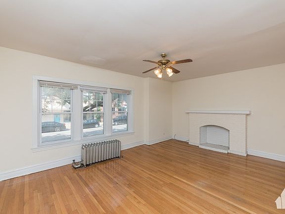 3rd image of 1833-1837 W Foster Ave #1825-3