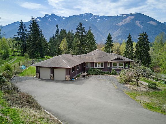 3rd image of 49635 Elk View Rd
