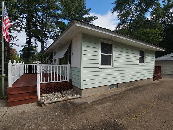 5th image of 3526 S Sheridan Dr