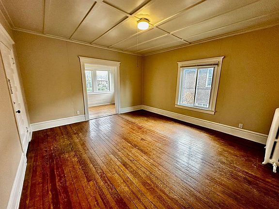 5th image of 725 N Cascade Ave APT 4