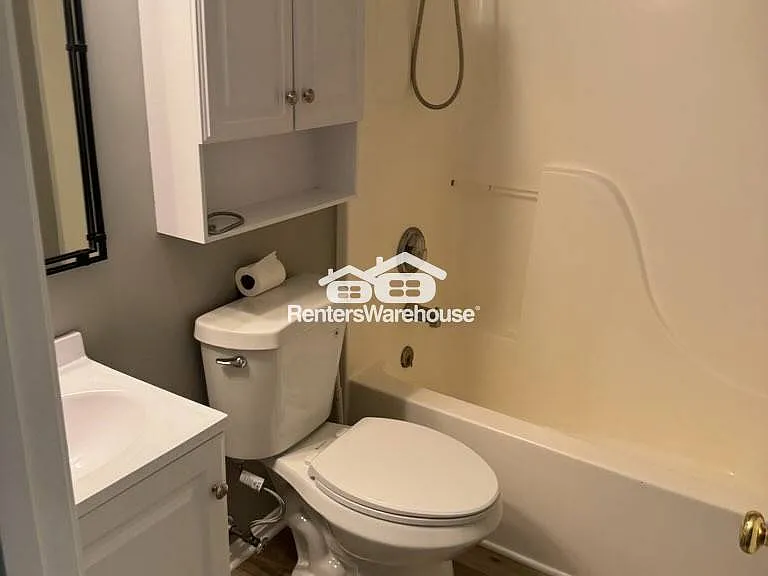 316 Oakwood Rd — Photo 8