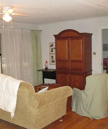 4th image of 119 Runnymeade Ln