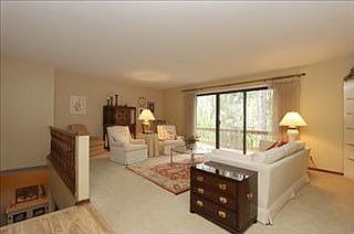 4th image of 2441 Rockhill Dr NE