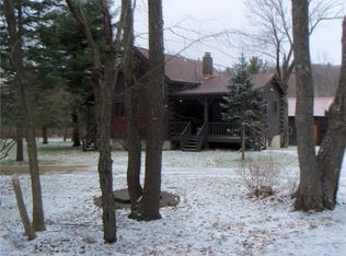 7404 Logan Rd, Canandaigua, NY 14424