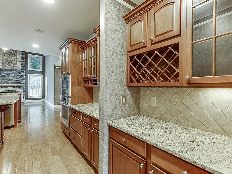 940 Chateau Forest Rd — Photo 27