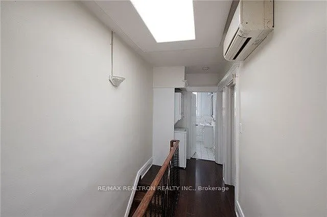 118 Chatham Ave — Photo 10