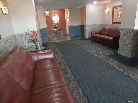 3rd image of 1853 Central Park Ave #17-C