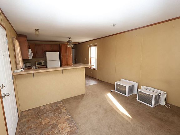 5th image of 809 4th St NE #L3-b2