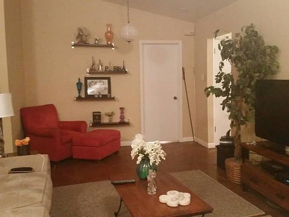 3rd image of 8112 Ceberry Dr #A